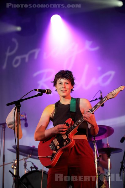 PORRIDGE RADIO - 2023-05-28 - ANGERS - Le Chabada - Scene Elevation - Dana Margolin